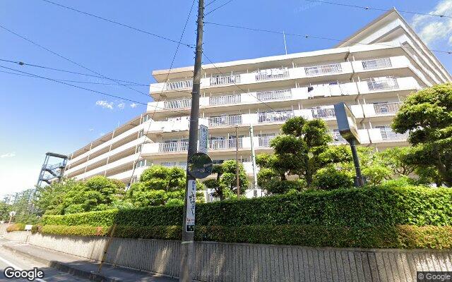シャルマンコーポ大宮七里の外観（Googleストリートビュー）