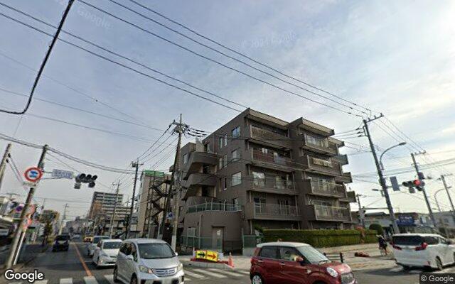春日部セントラルコーポの外観（Googleストリートビュー）