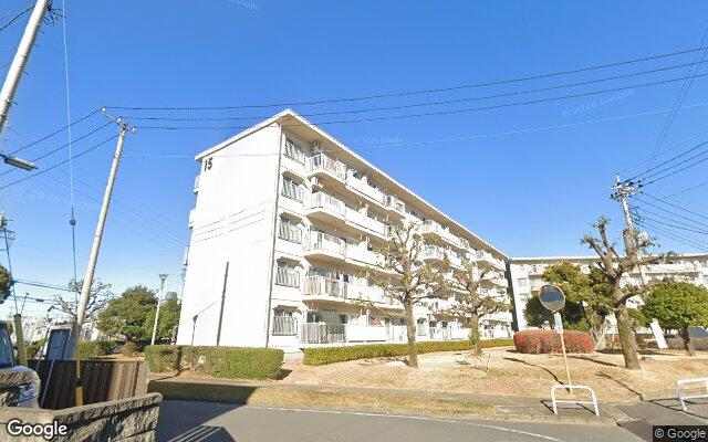 若葉台第一住宅15号棟の外観（Googleストリートビュー）