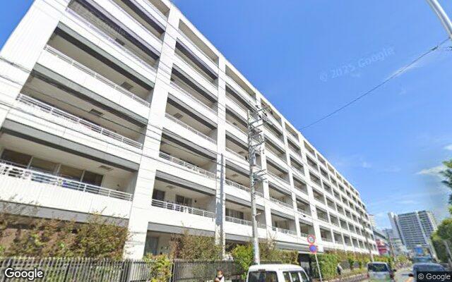 ポレスター川崎の外観（Googleストリートビュー）