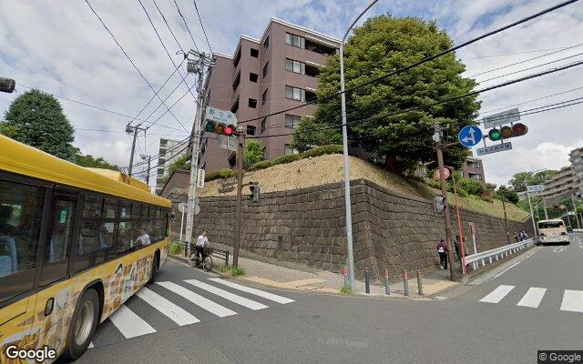 アトラス野毛山の外観（Googleストリートビュー）
