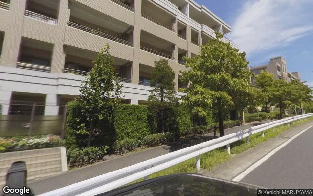ドレッセ美しの森セントヴェールの外観（Googleストリートビュー）