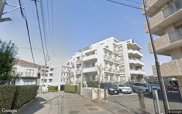 ドレッセ荏田北マリスの外観（Googleストリートビュー）