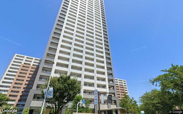 ラゾーナ川崎レジデンスセントラルタワーの外観（Googleストリートビュー）