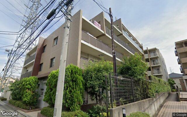 フェルモ武蔵新城の外観（Googleストリートビュー）