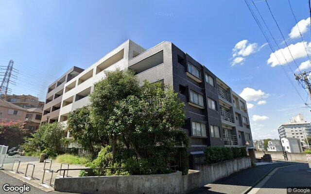 ライオンズガーデン妙蓮寺カルムヒルズの外観（Googleストリートビュー）