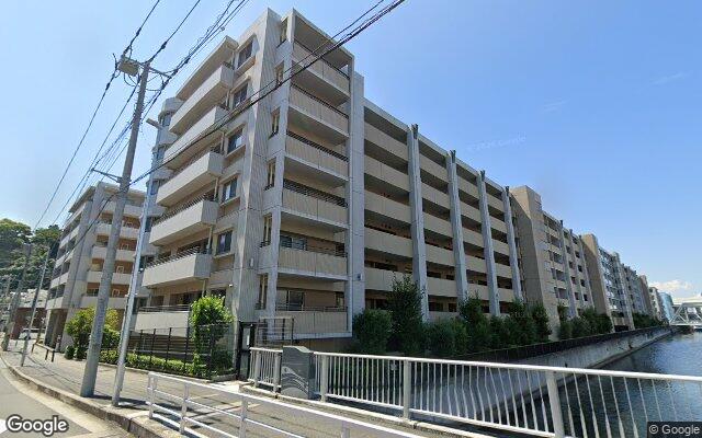 ライオンズマンション横濱元町キャナリシアの外観（Googleストリートビュー）
