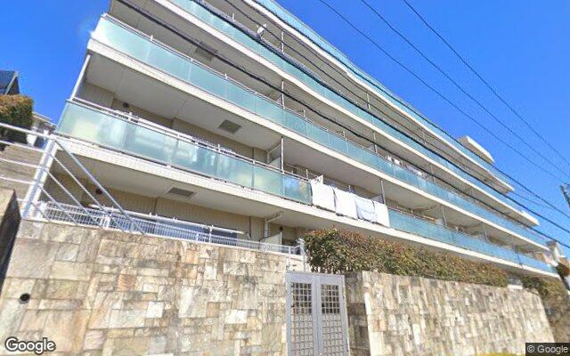ジェイパーク百合ヶ丘の外観（Googleストリートビュー）