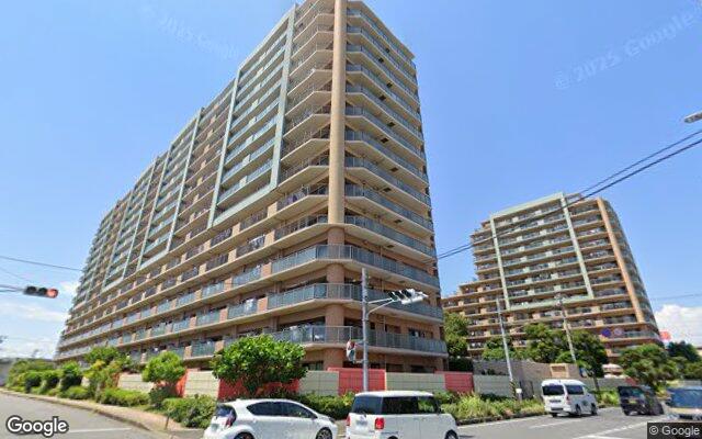 グレーシアパーク湘南平塚ガーデンコートの外観（Googleストリートビュー）