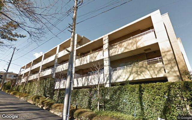 ライオンズマンション鷺沼フォレストヒルズサウスウィングの外観（Googleストリートビュー）