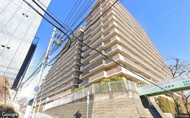 ソフィア相武台の外観（Googleストリートビュー）