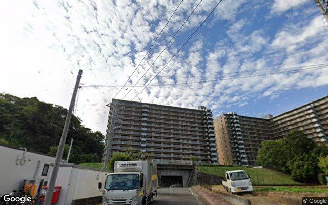 パークアリーナセントラルウイングイーストの外観（Googleストリートビュー）