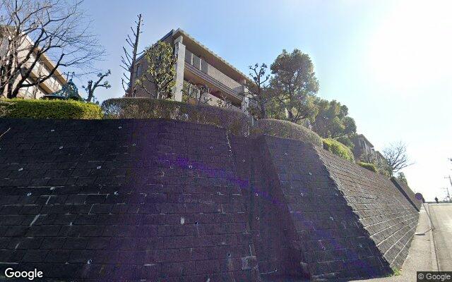 東急ドエルイディオスあざみ野D棟の外観（Googleストリートビュー）