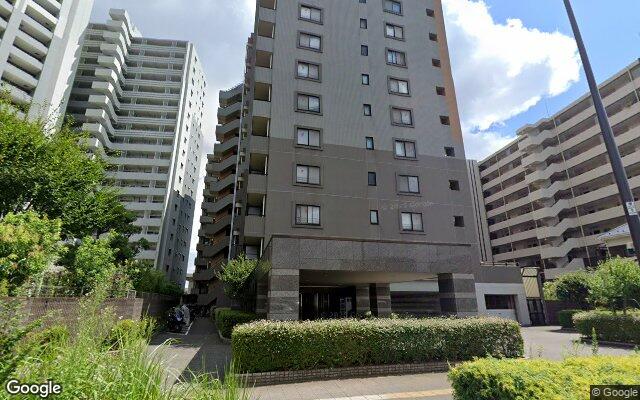 クレストフォルム横浜グランイーストの外観（Googleストリートビュー）