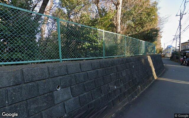 ルクサージュあおば山の手台A棟の外観（Googleストリートビュー）