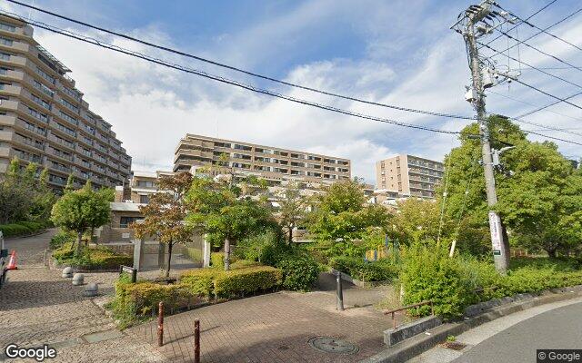 ヴィルヌーブガーデンズアトラス東戸塚の外観（Googleストリートビュー）
