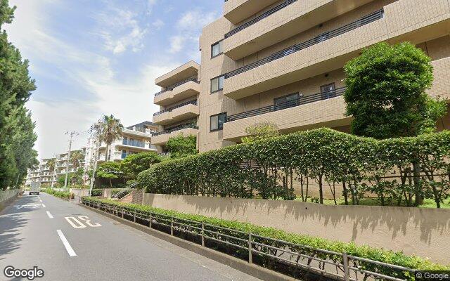 ソルシェ湘南辻堂海岸の外観（Googleストリートビュー）