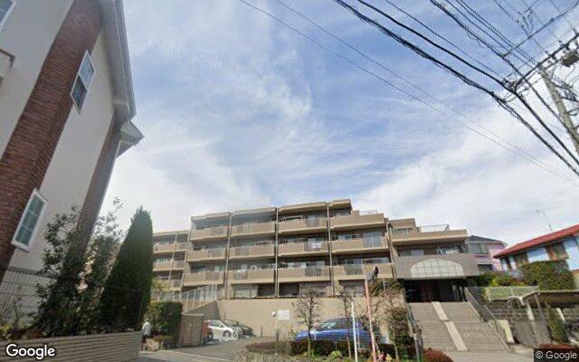 ベルス藤が丘の外観（Googleストリートビュー）