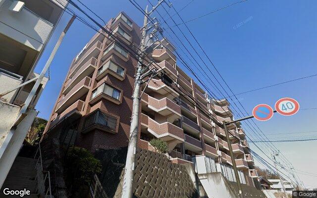 ドメス生田の外観（Googleストリートビュー）