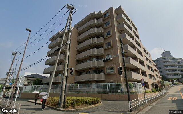 ニューウェルシティ金沢八景の外観（Googleストリートビュー）