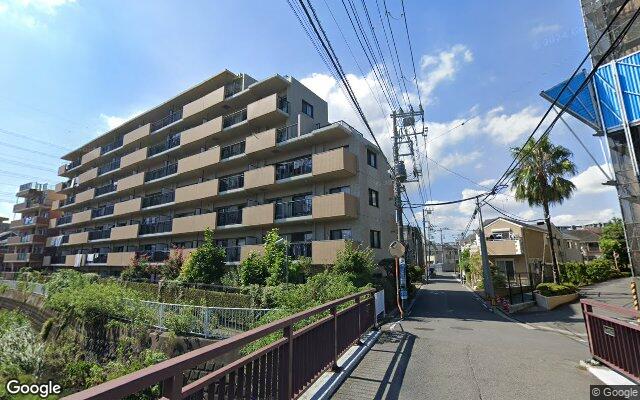 アーベントハイム東戸塚の外観（Googleストリートビュー）