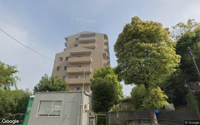 フォレストパーク四季彩の丘C棟の外観（Googleストリートビュー）