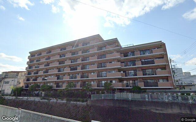 バンベール高津の外観（Googleストリートビュー）
