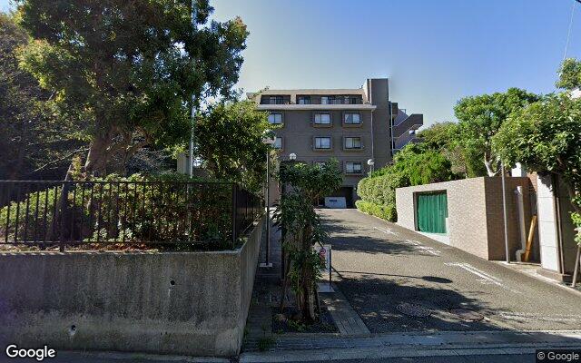 ガーデンハイツ鎌倉高校前の外観（Googleストリートビュー）