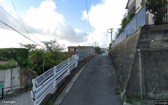 クレドール保土ヶ谷月見台の外観（Googleストリートビュー）