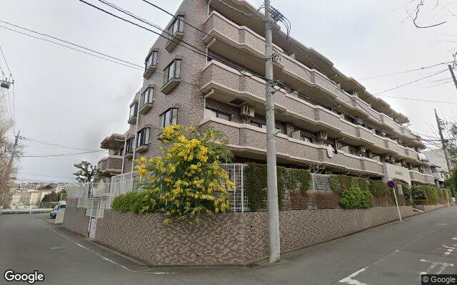 ライオンズヒルズ生田の外観（Googleストリートビュー）