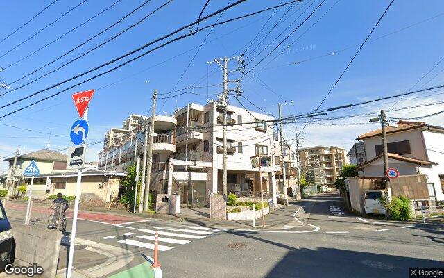 ファーストクラス厚木の外観（Googleストリートビュー）