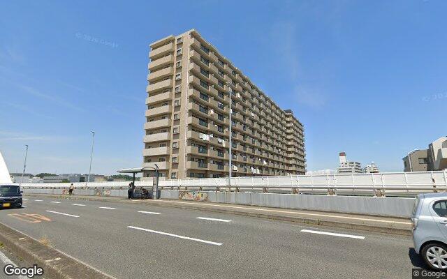 ローヤルシティ鴨居参番館の外観（Googleストリートビュー）