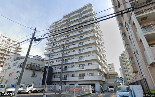 ニューハイツ横須賀中央の外観（Googleストリートビュー）