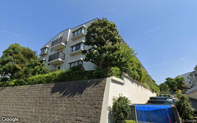 横浜小机パークスクエアD棟の外観（Googleストリートビュー）