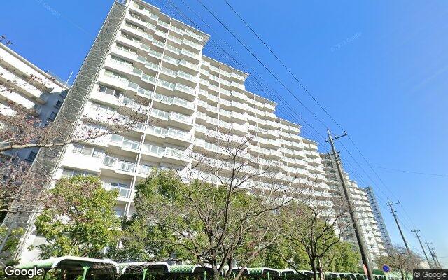 新多摩川ハイム2号棟の外観（Googleストリートビュー）
