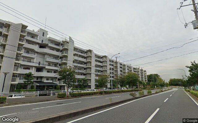 戸塚ガーデンハウスA棟の外観（Googleストリートビュー）