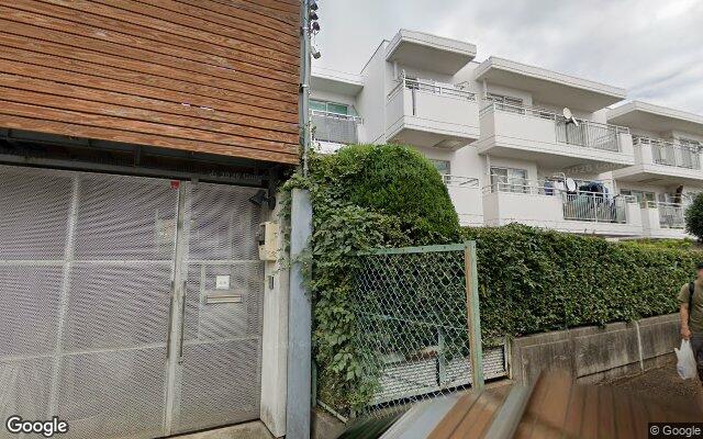 ヒルトップ菊名A棟の外観（Googleストリートビュー）