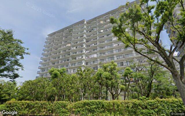 パークシティ金沢八景A棟の外観（Googleストリートビュー）