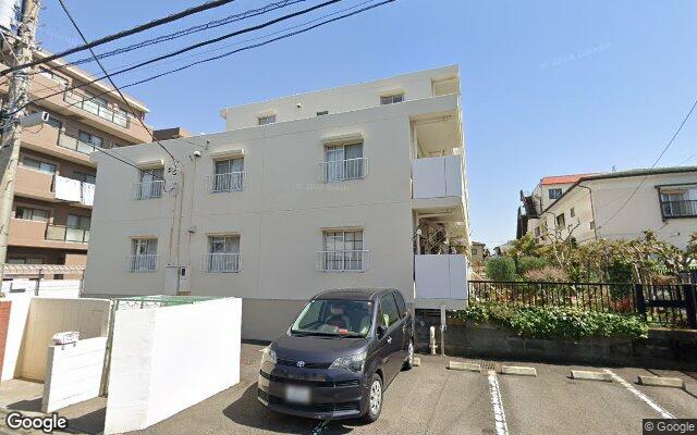 平塚サンハイツの外観（Googleストリートビュー）