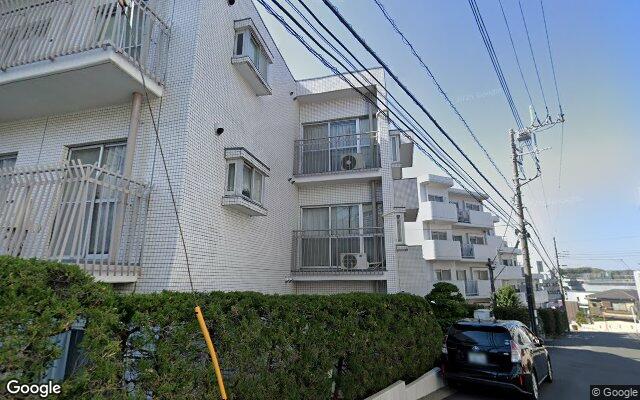 陽輪台青葉台の外観（Googleストリートビュー）