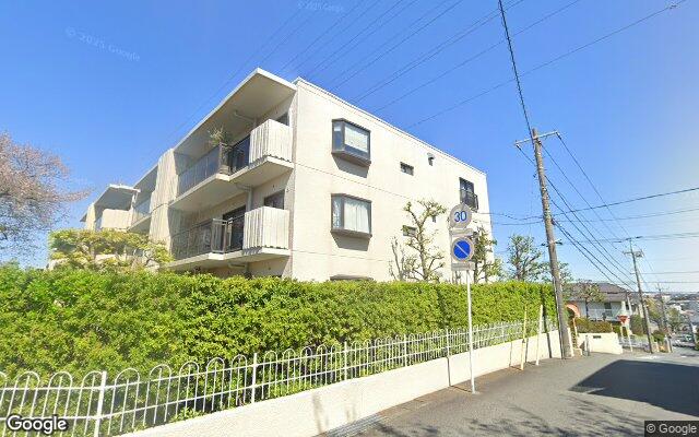 鷺沼アビエスの外観（Googleストリートビュー）