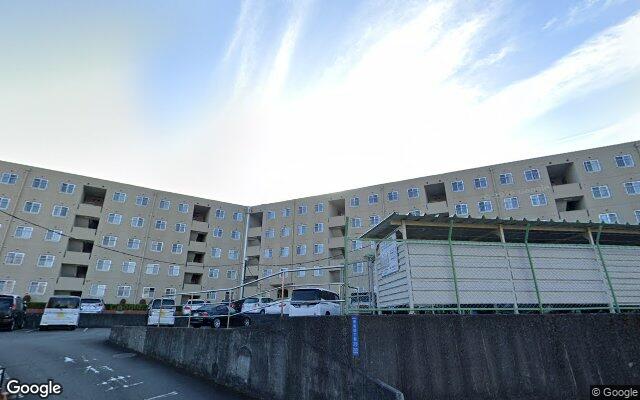 ファミール戸塚の外観（Googleストリートビュー）