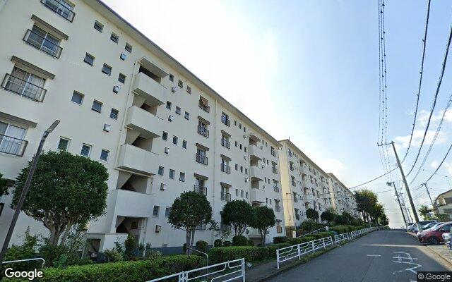 左近山団地3街区28号棟の外観（Googleストリートビュー）