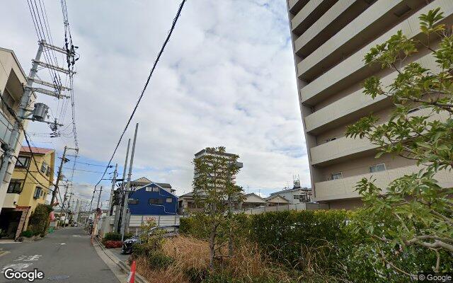 ラフィネス鴻池新田の外観（Googleストリートビュー）