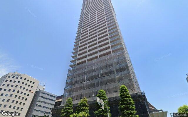 ウェリス上本町ローレルタワーの外観（Googleストリートビュー）