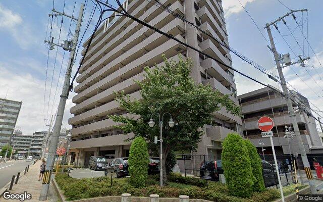 デュアル江坂ドゥーエの外観（Googleストリートビュー）