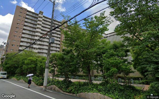 アッドパープレイスの外観（Googleストリートビュー）