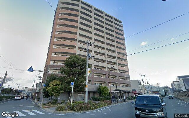 藤和八尾駅前ホームズの外観（Googleストリートビュー）
