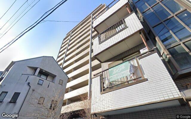 コスモ高槻センターコートの外観（Googleストリートビュー）