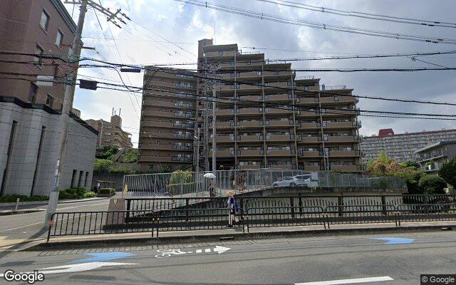 パレス千里山田の外観（Googleストリートビュー）
